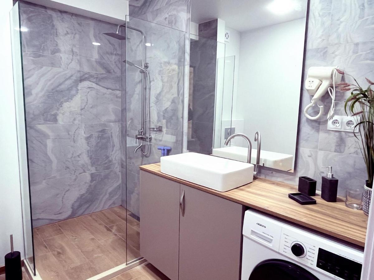 Delux Apartment For 6 Guest, New Gudauri Bagian luar foto