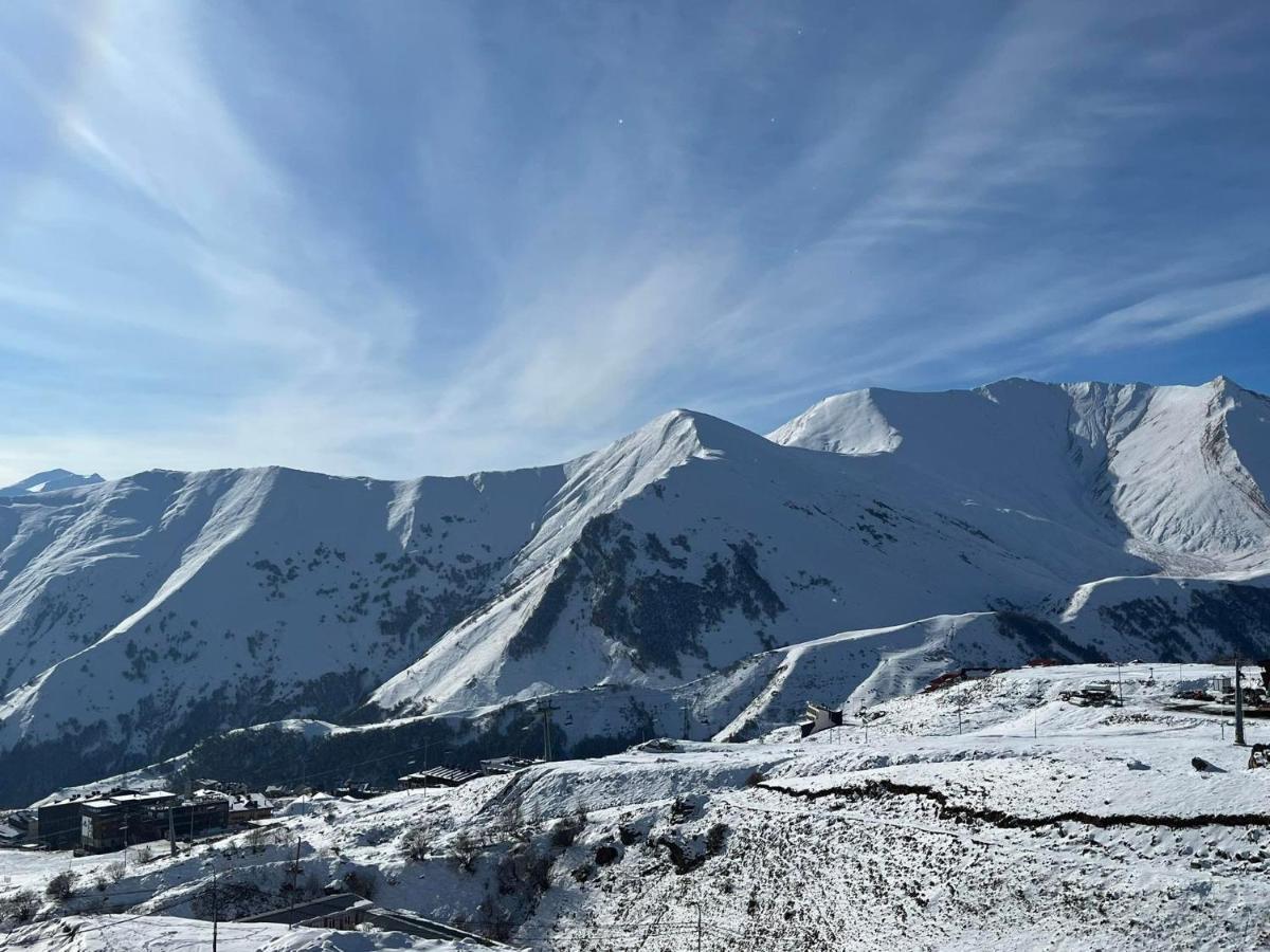 Delux Apartment For 6 Guest, New Gudauri Bagian luar foto
