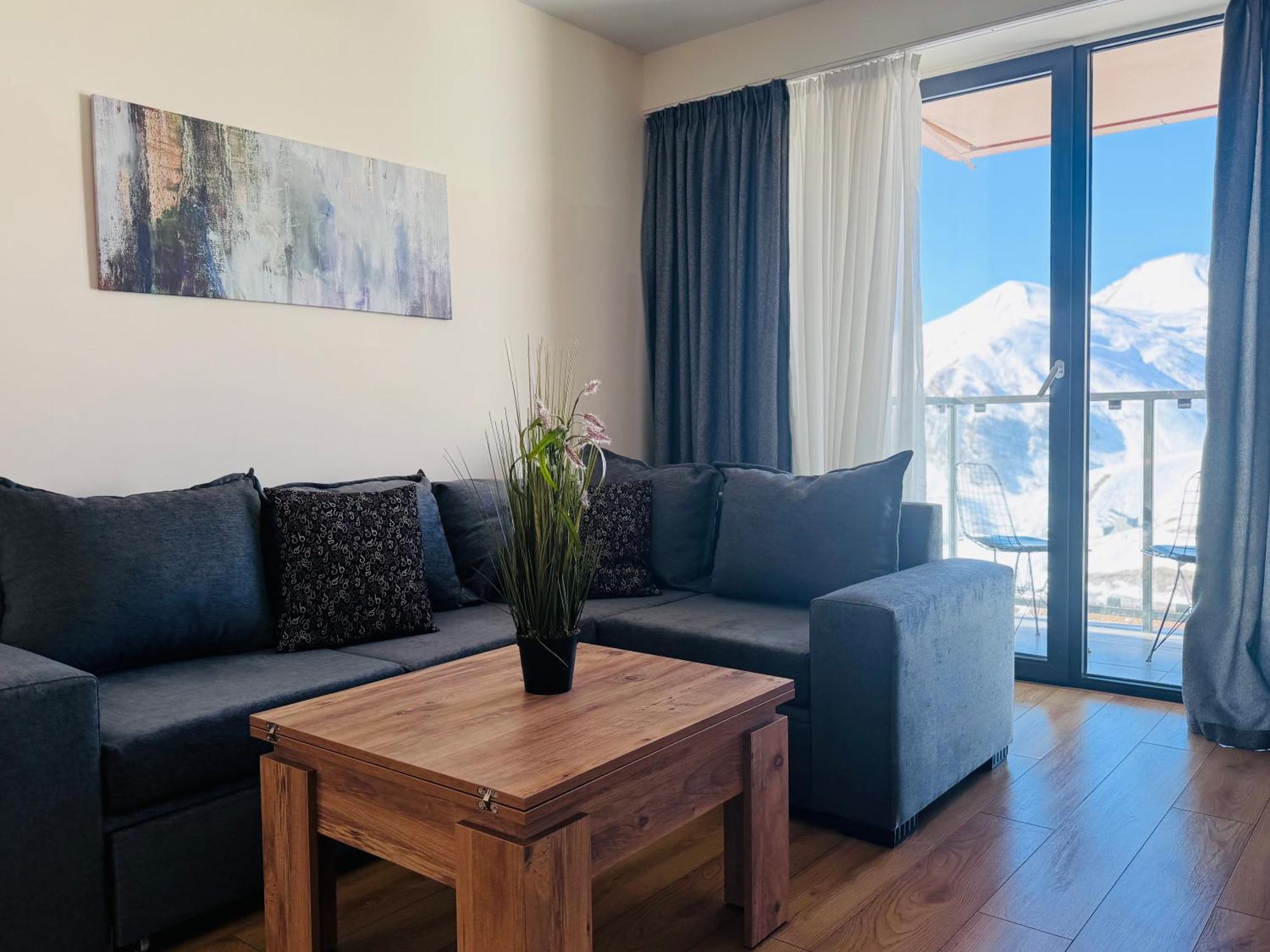 Delux Apartment For 6 Guest, New Gudauri Bagian luar foto